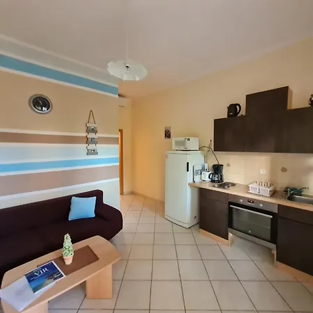 By The Sea - 20723 Apartment